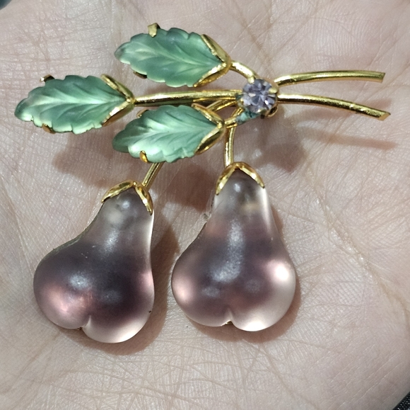 Austrian Collector's Art Glass Floral Pear Pin/Brooch w Crystals in Gold 1940s - Picture 4 of 11